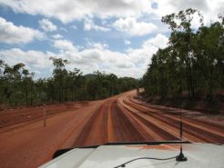 the_road_to_Weipa.jpg