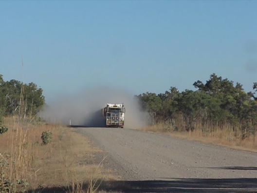 fig_3_roadtrain_passing.png